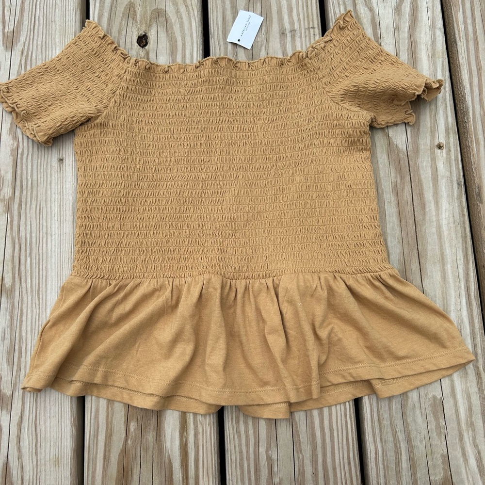 American eagle smocked off the shoulder ruffle top Size Medium New With Tags - Picture 11 of 15